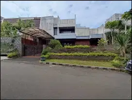 Hunian Klasik Area Buah Buahan Jl langsep Malang Luas 313 m2