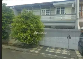 Rumah janur elok belakang santika selatan