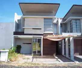Rumah di Royal Park Residence
