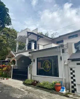 Strategis! Rumah 2Lantai Sulfat Agung kota Malang