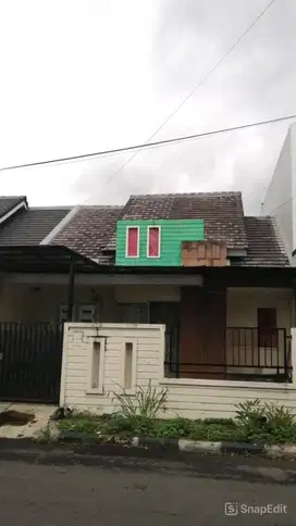 Rumah Luas 160m 8x20  Metland Menteng Cakung Jakarta Timur