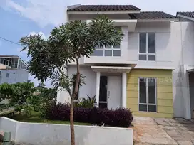 Rumah Di Amalfi VillageParamount Gadind Serpong Lt 187 Lt 90 Hook