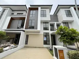 DI SEWA Unit Baru Belum Pernah Pakai, 0Km To SIS SCHOLL AT ASYA