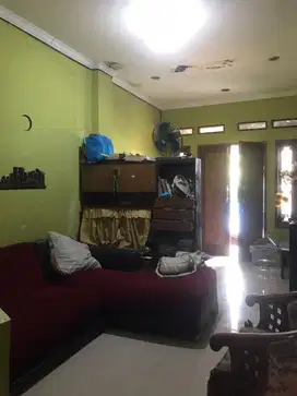 Jual Cepat BU rumah Luas Bangunan siap 2 lantai Bukit Golf Cibubur