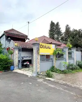 Rumah murah tanah luas jl Wates dlm Rong Roads dkt MALIOBORO