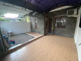 JUAL MURAH METLAND MENTENG CAKUNG 2 LANTAI DEKET HARAPAN INDAH DAN JGC