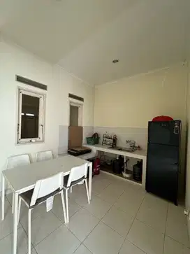 Rumah Darwin Gading Serpong Semi furnish type 7 x 18