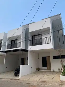 7 Menit dari LRT Ciracas Rumah 2 Lantai 800 Jutaan