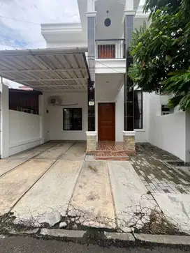 Di Jual Rumah 2 lantai di Cluster sentul city
