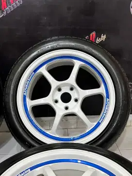 ADVAN RG1 RING 18 + BAN