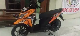 Dijual Vario 2012