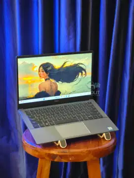 Laptop Dell latitude 3301 core i7 mulus