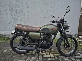 MOTOR KAWASAKI W175 SE 2022