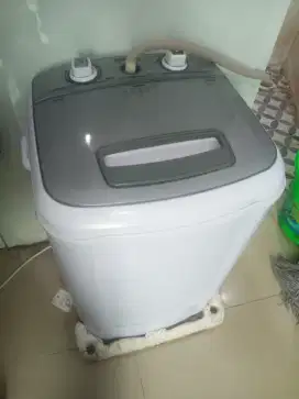 Dijual 100 Ribu, Per Item Barang murah sekali