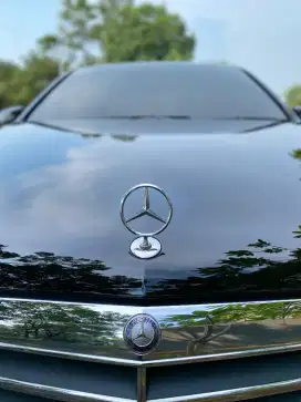 Mercedes-Benz E200 1.8 CGi Elegance At 2010