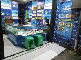 Etalase untuk konter
