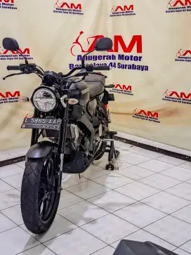 yamaha XSR 155 tahun 2022 warna Hitam