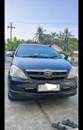 Jual innova tipe V 2005