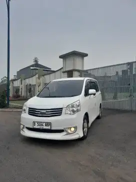 Toyota NAV1 Matic 2013