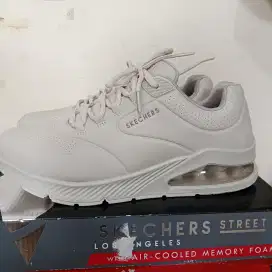 Sepatu Skechers ori