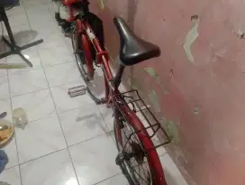 Di jual sepeda lipat,semua fungsi normal tinggal pakai saja,bisa nego