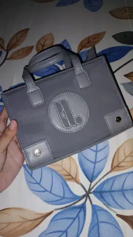 Jual tas masih baru