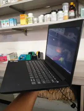 Laptop Lenovo Ideapad Core i3