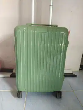 Jual murah koper rimowa seken,turun harga