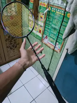 Raket badminton