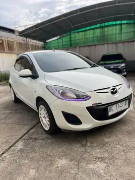Mazda 2 S 1.5 AT 2011