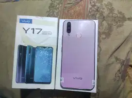 DIJUAL HP SECOND NO MINUS VIVO Y17 8 / 256 GB