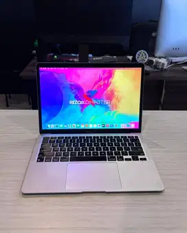 MacBook Air M1 2020 Processor Apple M1 8 Core Ram 8GB SSD 256GB