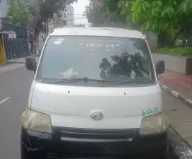 Mobil pribadi Daihatsu grand max blind Van