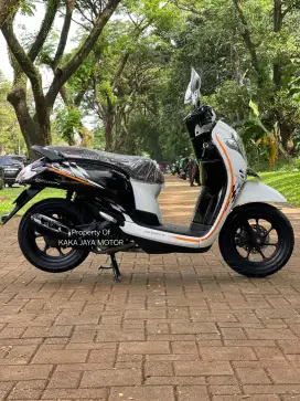 Cash Kredit SCOOPY ESP 2018 Barang dijamin Bagus