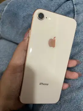 iPhone 8 64gb gold resmi iBox (unit only)