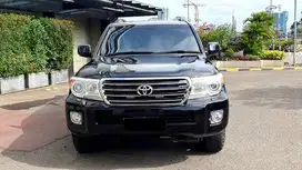 Toyota Land Cruiser LC VX200 VX UK Version 2012 NIK 2011 4x4 V8 Diesel