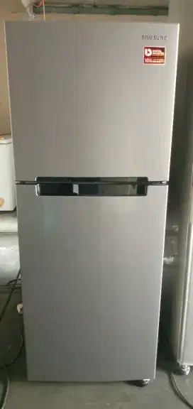 Kulkas samsung inverter