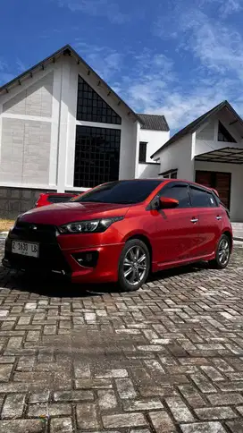 Yaris TRD's 2015 M/T