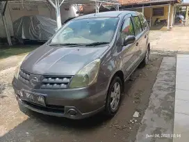 Livina XV At 2010