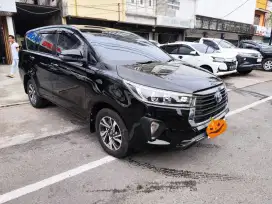 Toyota Innova 2.4 V A/T 2022 Hitam