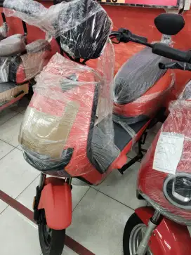 Sepeda listrik uwinfly m70