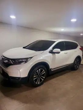 Crv prestige 2018 putih