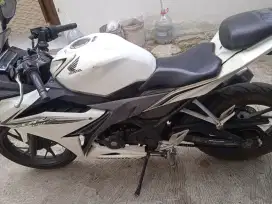 HONDA CBR 150 TAHUN 2016 SIAP PAKAI