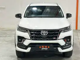 Istimewa. Fortuner GR 2.8 a/t 2022 ENHA Garage Semarang