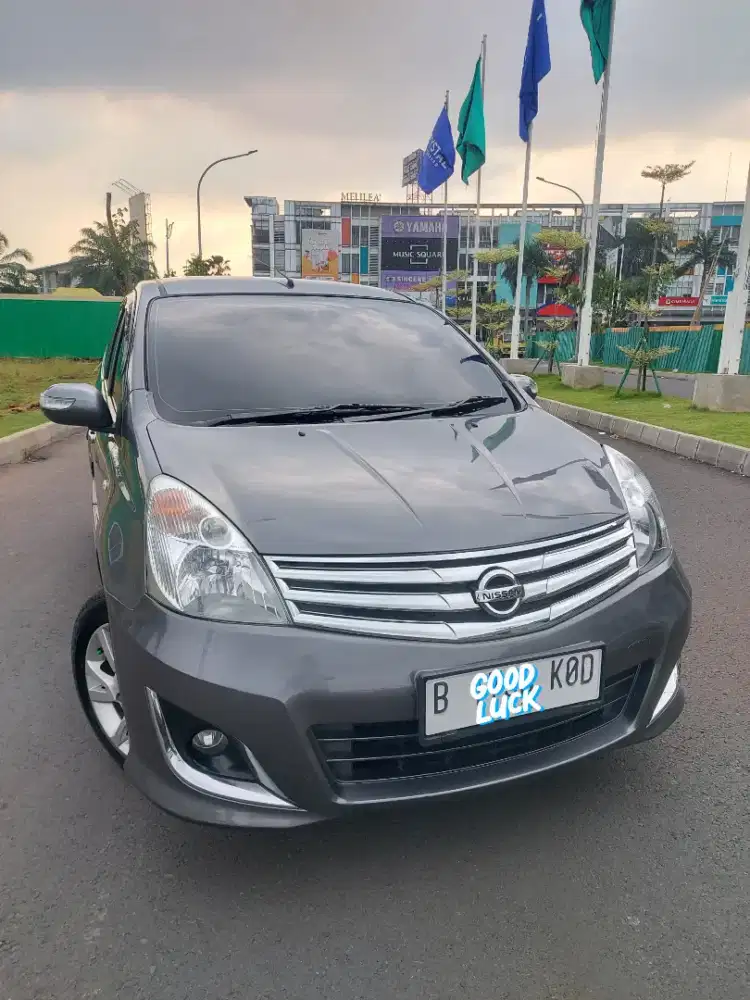 Nissan Grandlivina Ultimate 1.5 Tahun 2012, Body Mulus & Terawat