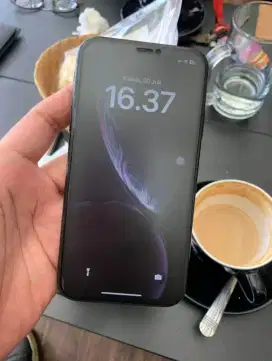 iPhone XR 128GB Black Lengkap