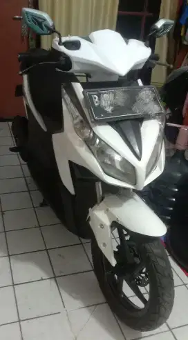 Vario Techno karbu 2012 putih