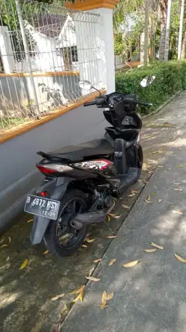 Honda Beat LED tahun.2020 Bulan12kmplit plat B pjk of 2024 faktur ada