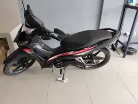 HONDA REVO X FI HITAM TAHUN 2022
