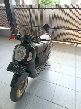Honda Scoopy Prestige (Tipe Tertinggi) Tahun 2021
